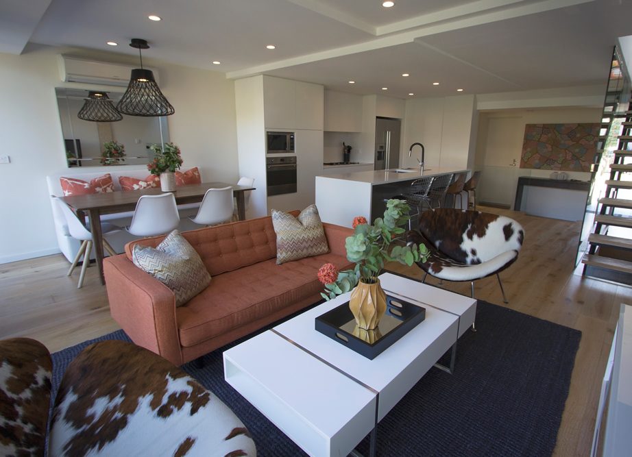 Short Stay And Holiday Property Management BLACKBIRD Property We